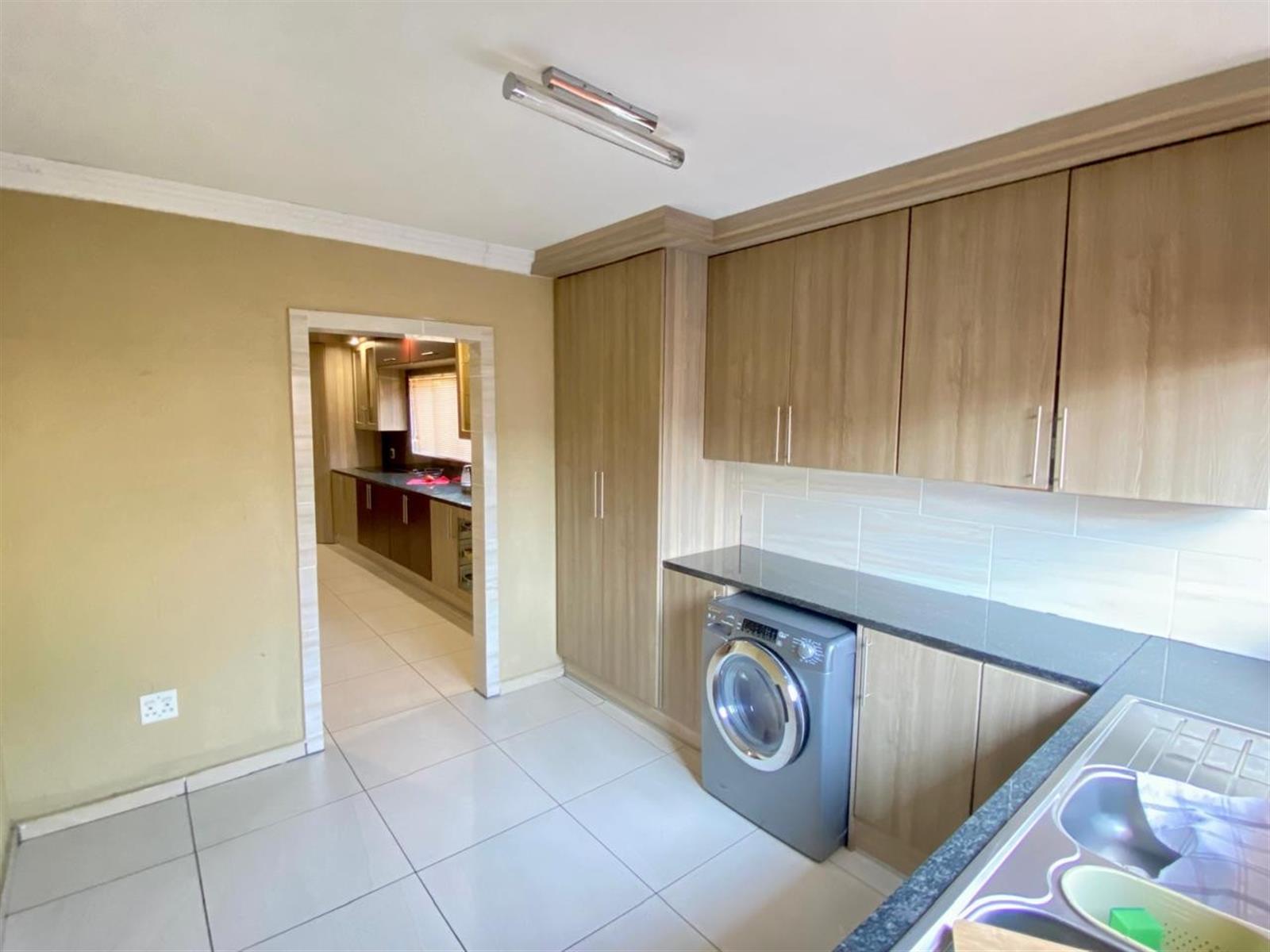 House For Sale in White River Ext 49, White River