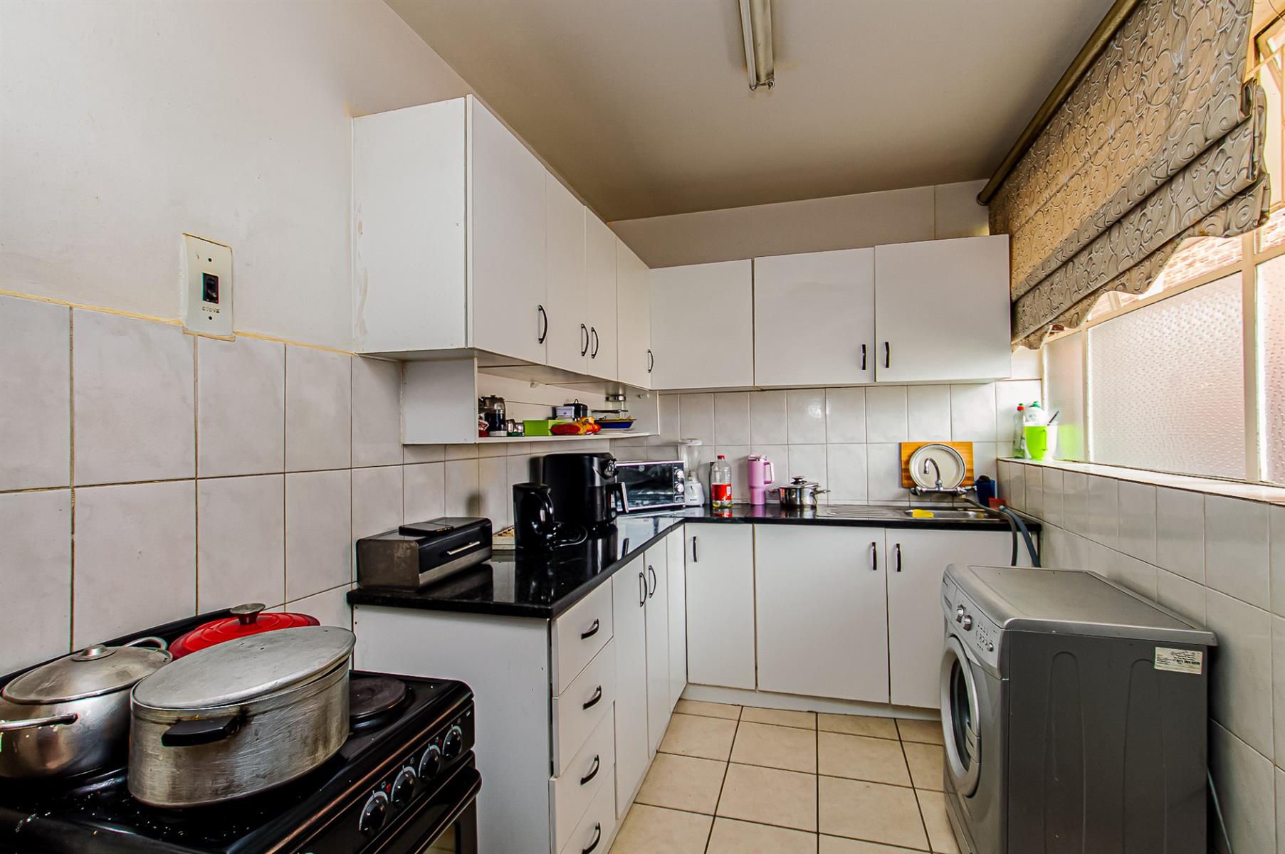 1.5 Bedroom Apartment for sale in Kew, Johannesburg