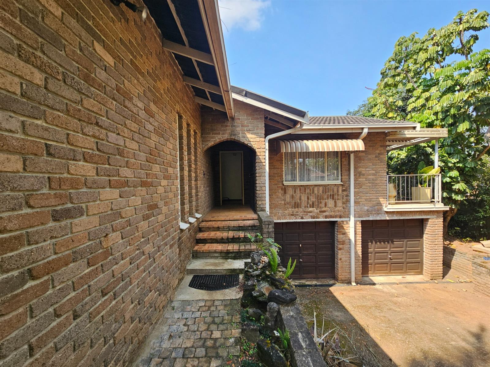 House for sale in White River, Coltshill