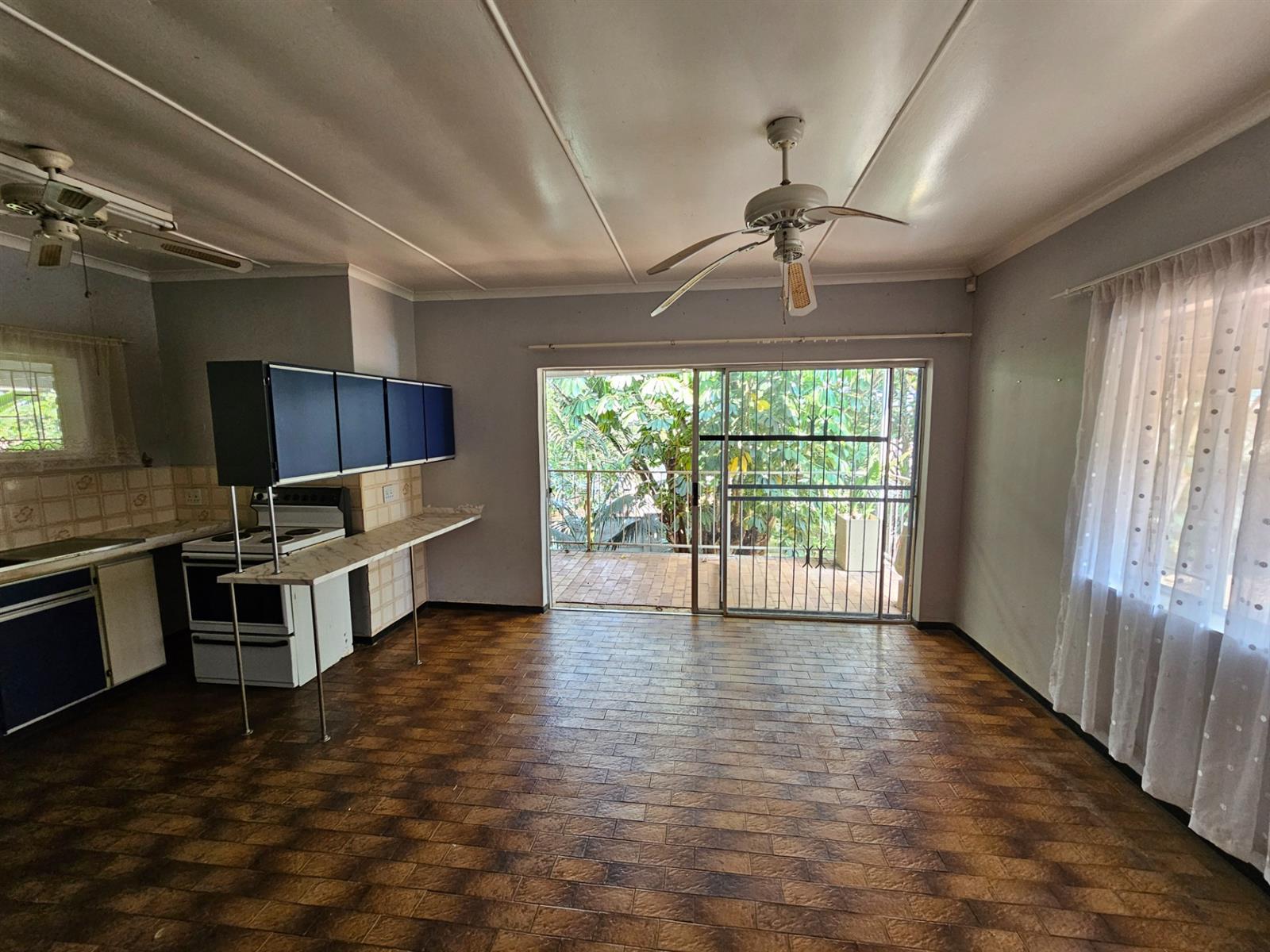 House for sale in White River, Coltshill