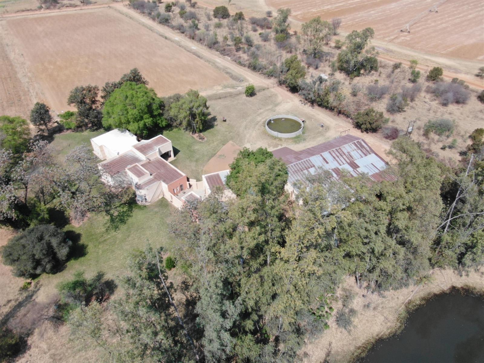 Smallholding for Sale - Spacious house on 5.7 ha with River Views near Bela Bela