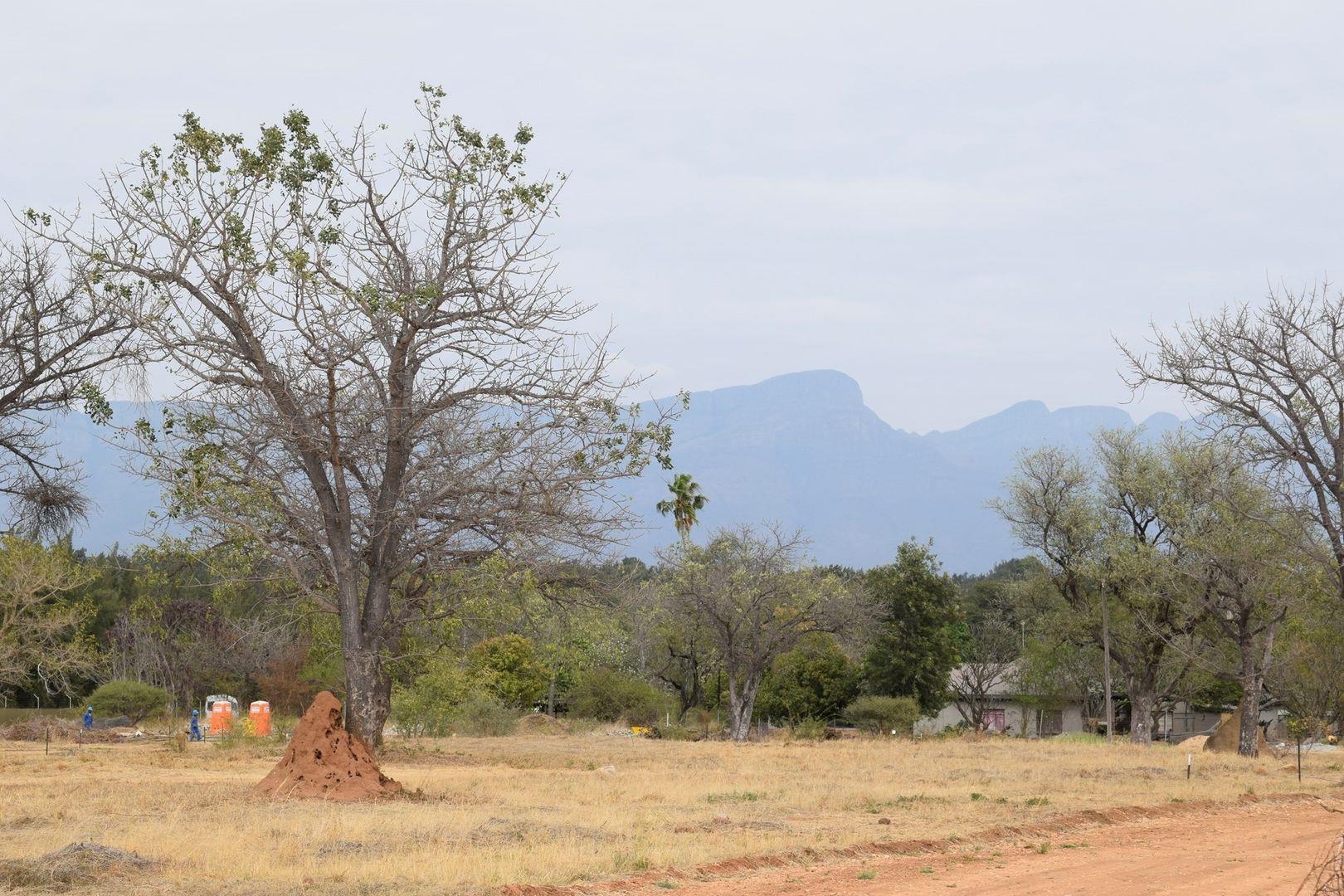 Townhouse For Sale in Hoedspruit