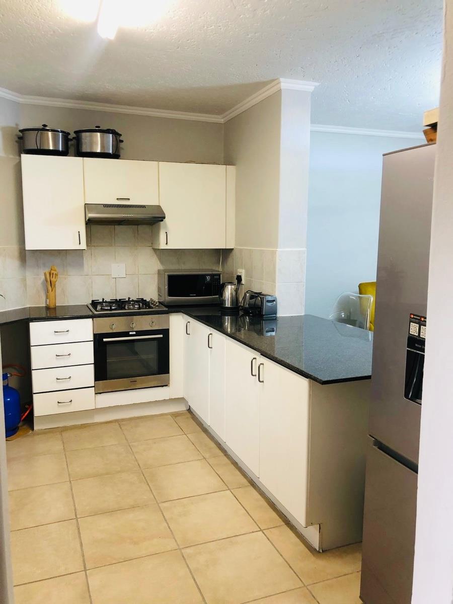Apartment For Sale in Halfway House, Midrand