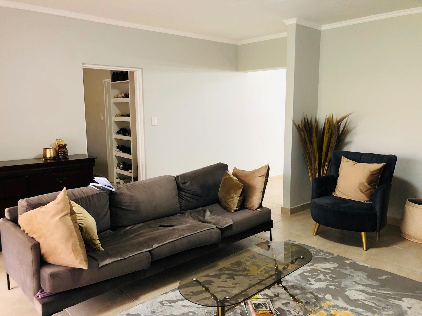Apartment For Sale in Halfway House, Midrand