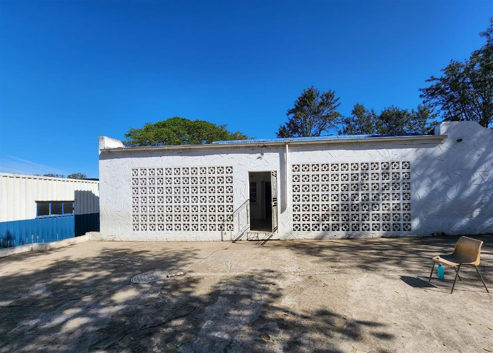 Commercial For Sale in Butterworth