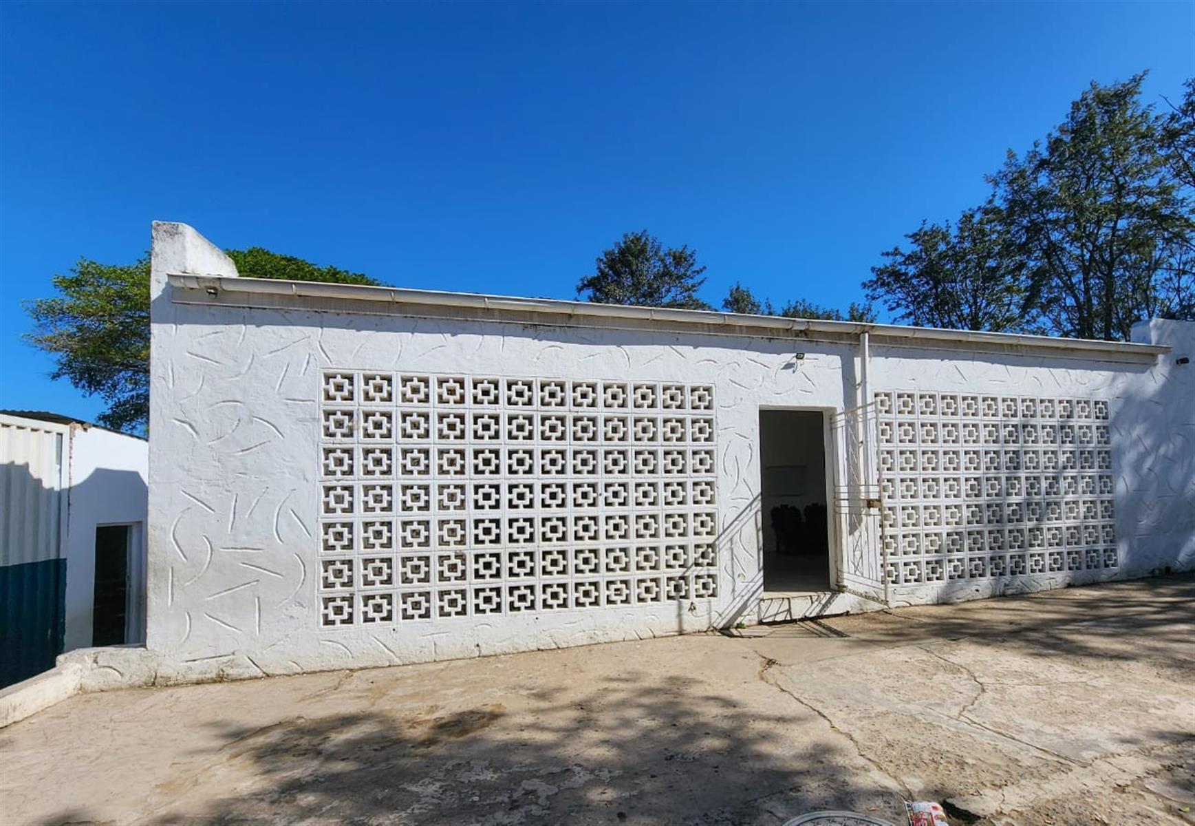 Commercial For Sale in Butterworth