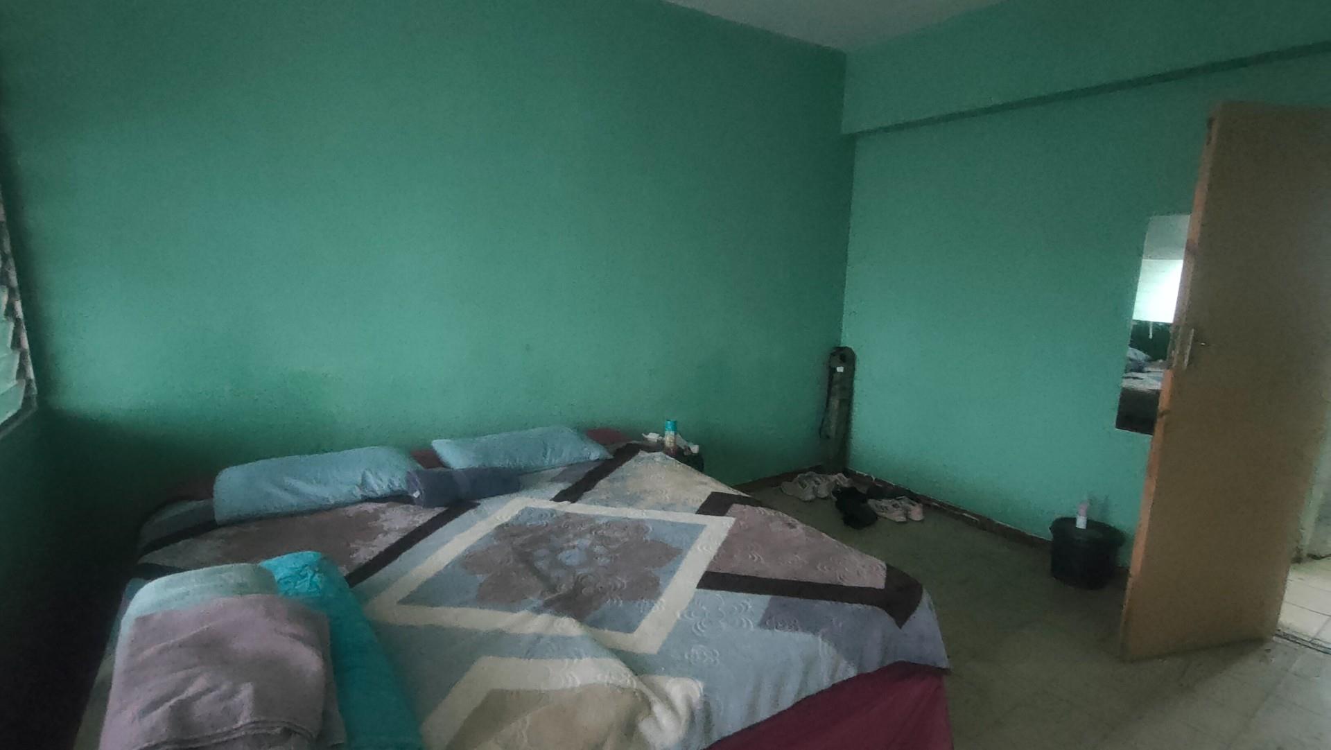 Spacious and Neat 1.5-Bedroom Flat