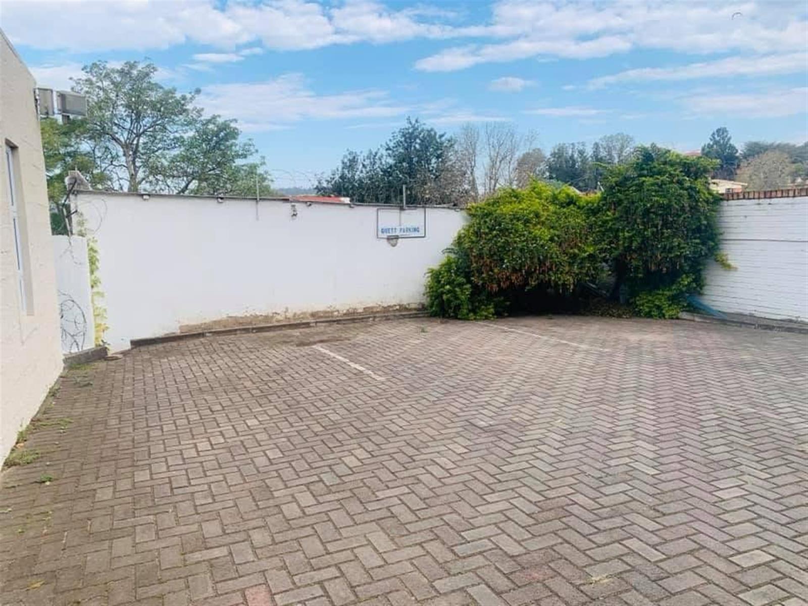 7 bedroom Guest House For Sale in Butterworth