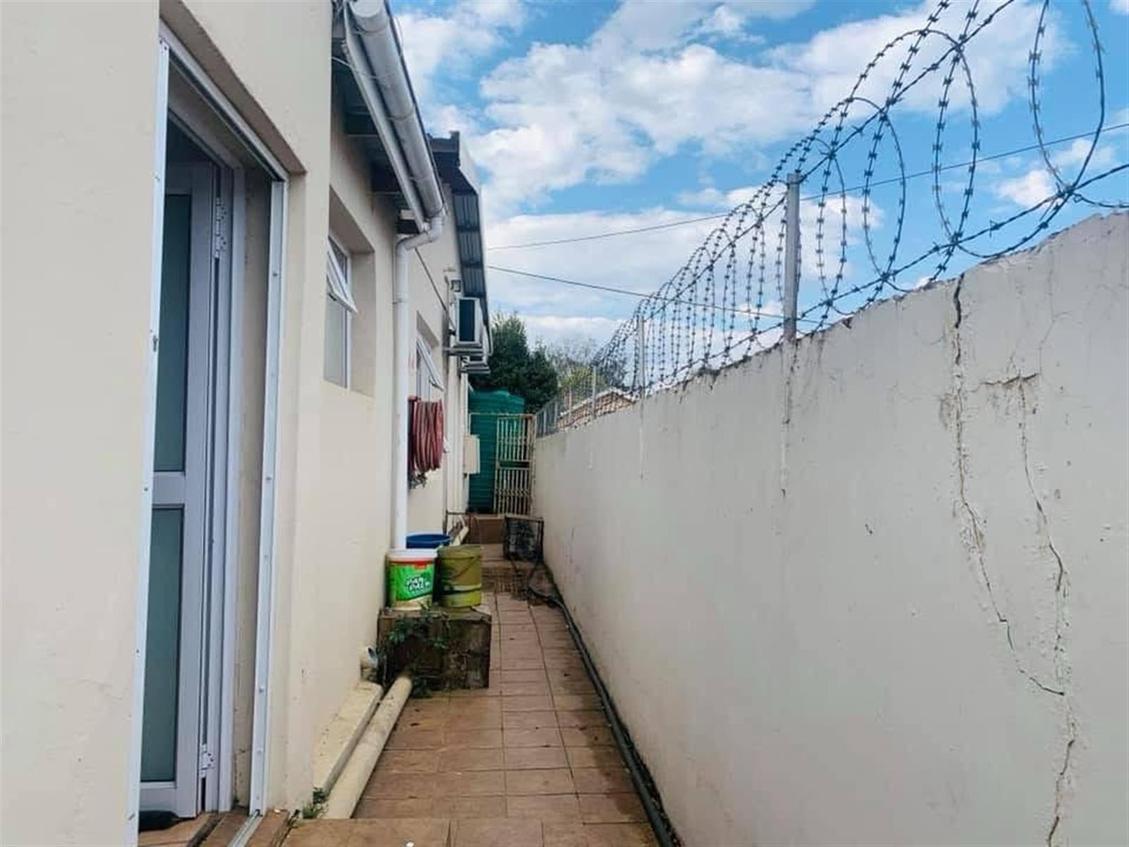 7 bedroom Guest House For Sale in Butterworth