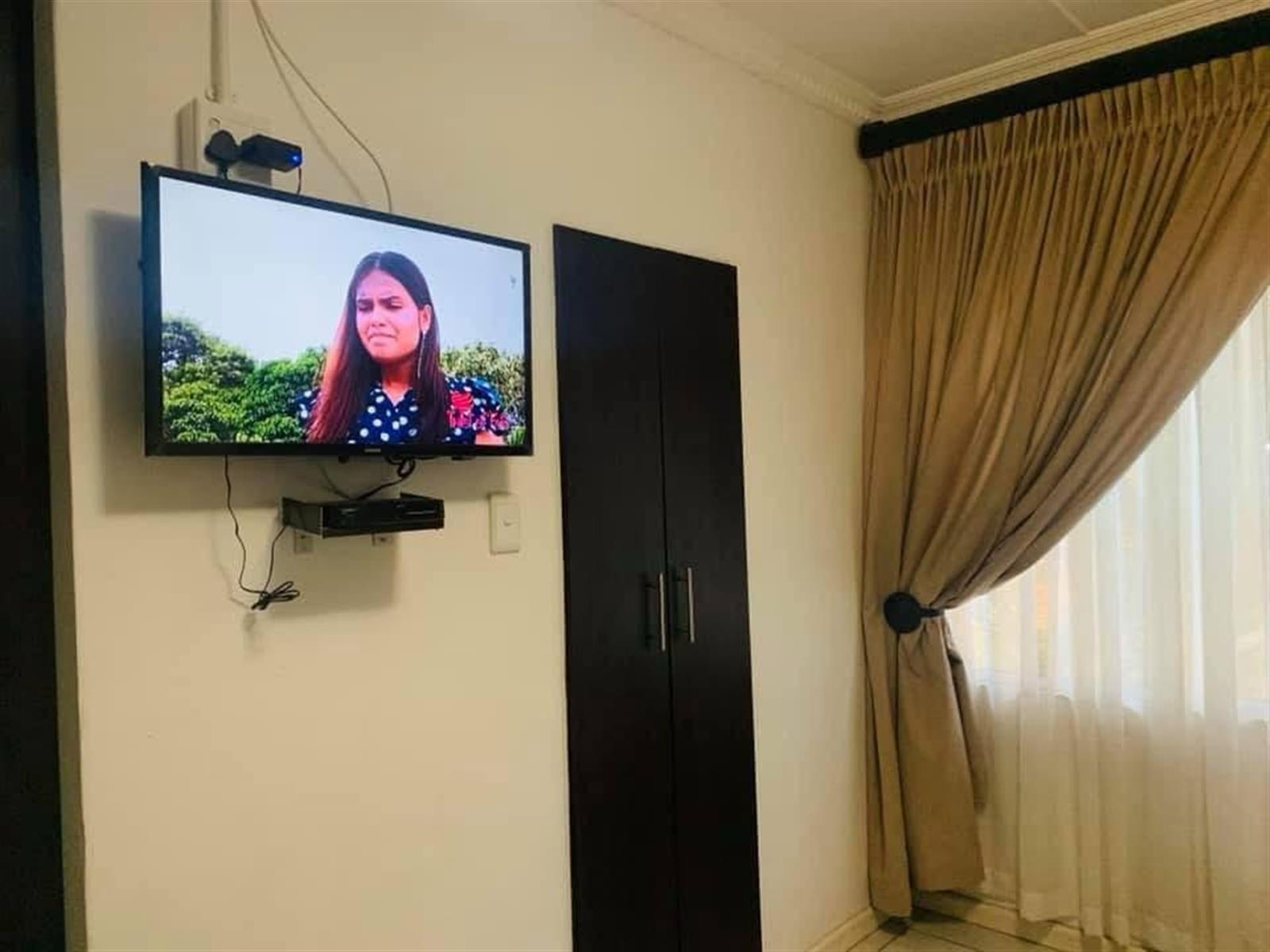 7 bedroom Guest House For Sale in Butterworth