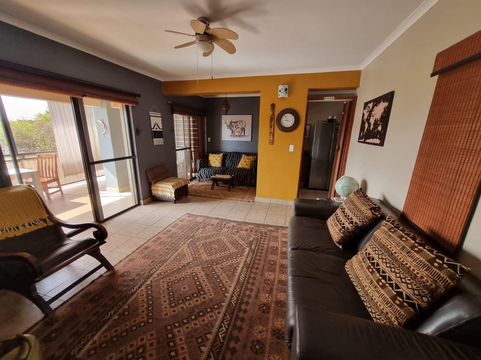 House for sale in Komatipoort, 1545 m²