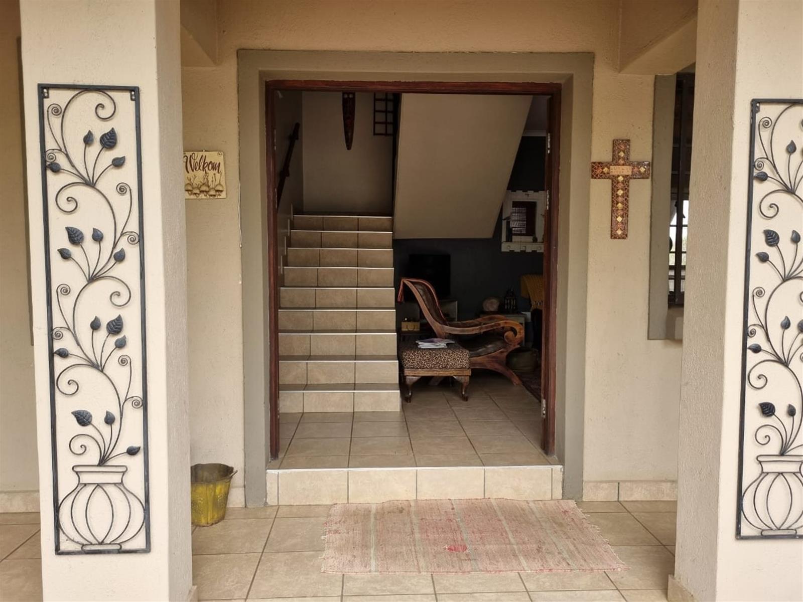 House for sale in Komatipoort, 1545 m²