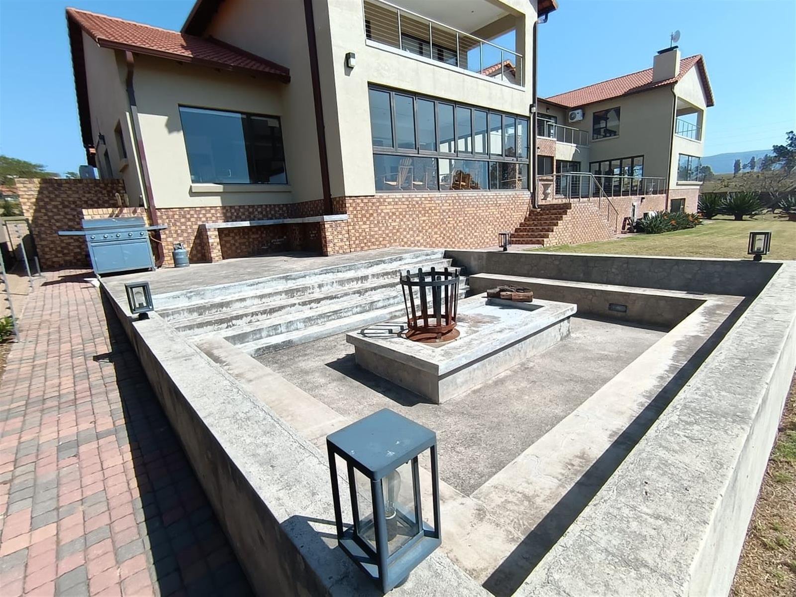 Elegant 5-Bedroom Luxury Home at Vygeboom Dam