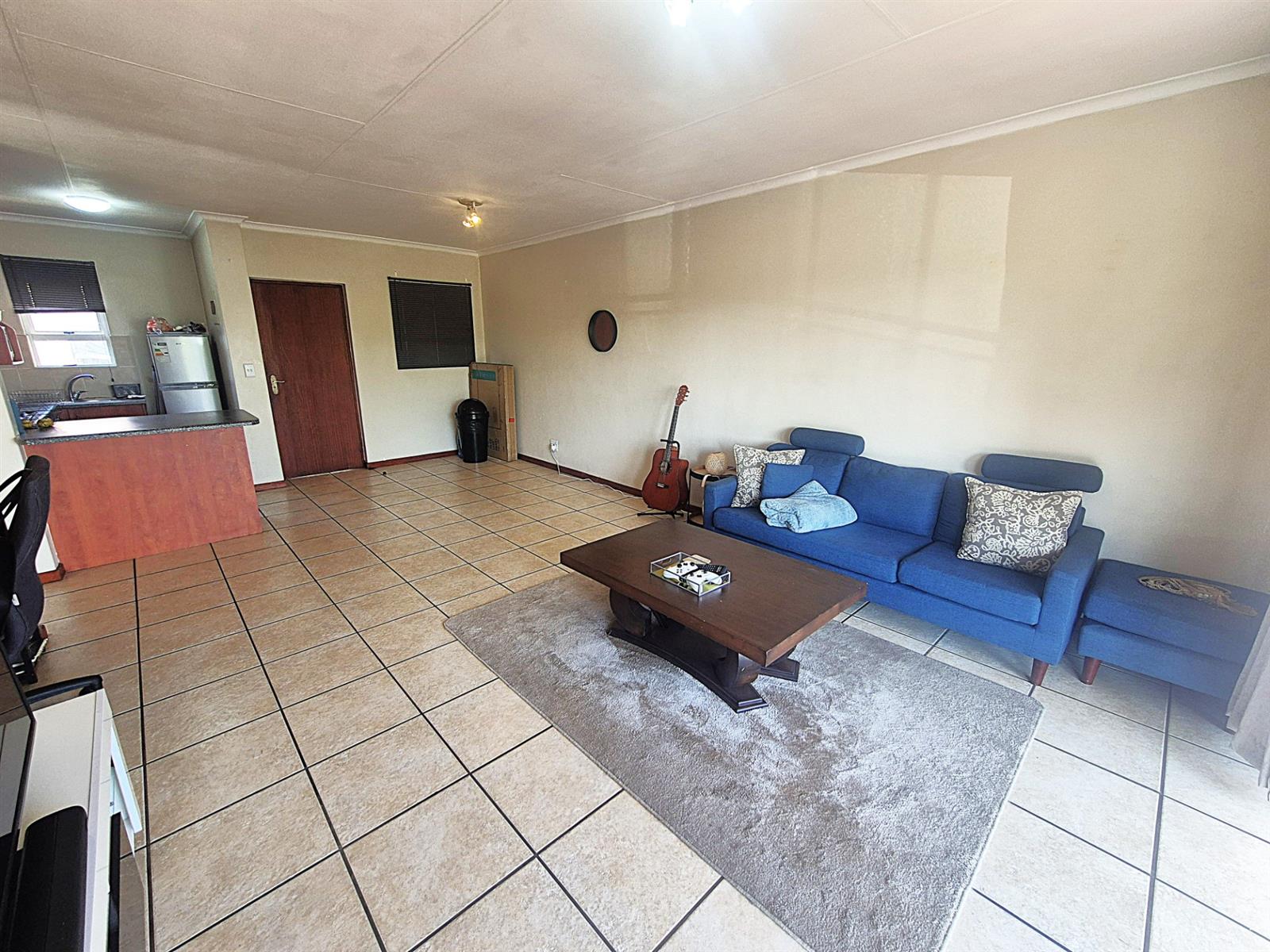 Apartment For Sale in Sunninghill, Sandton