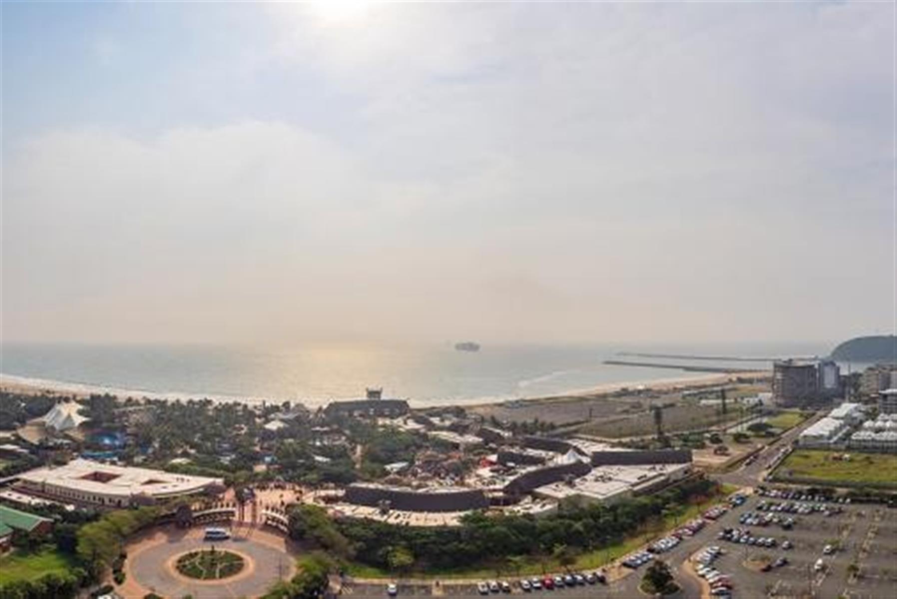 Apartment for sale in Point Waterfront, Durban, KwaZulu Natal, 186 m²