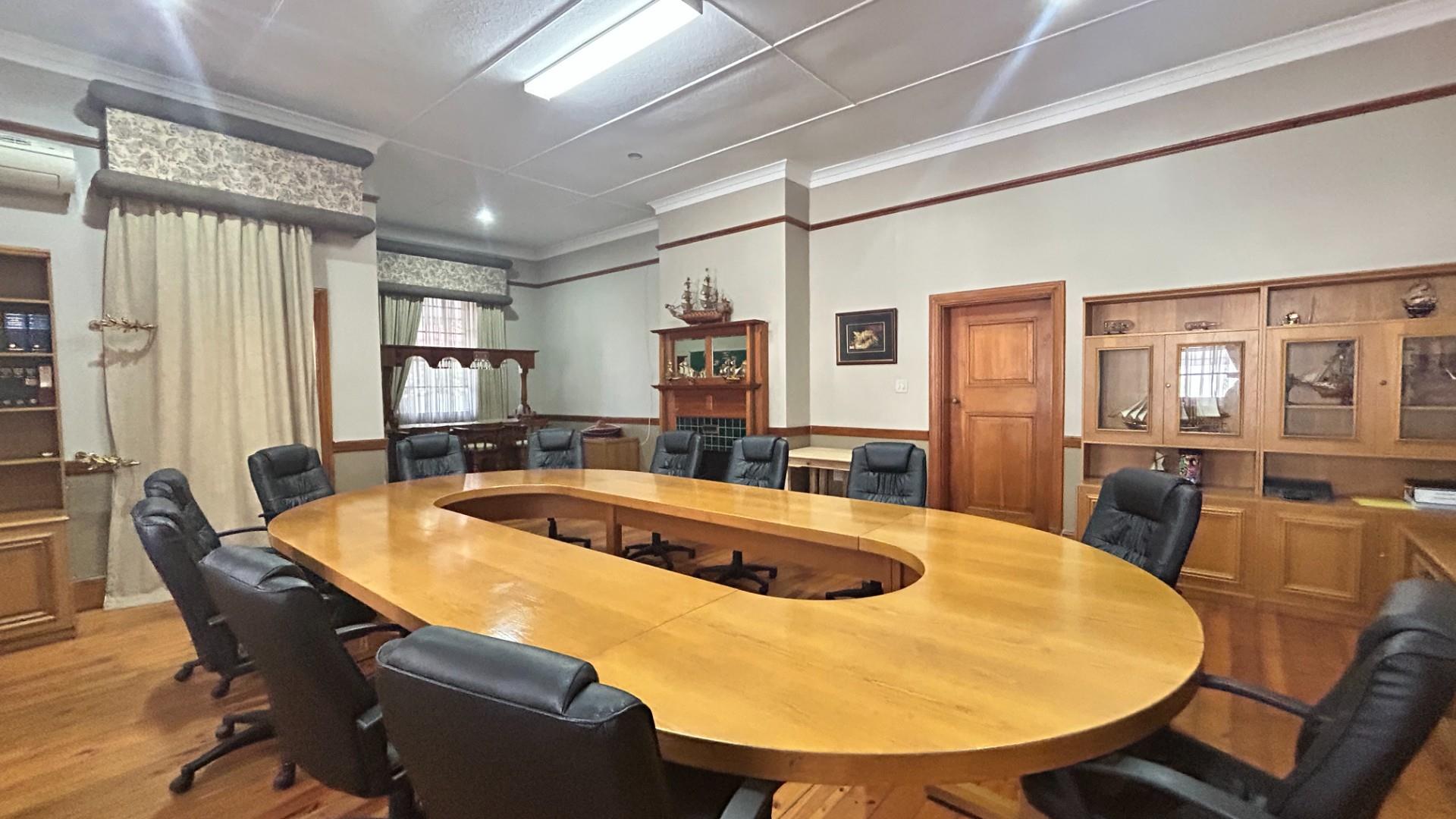Prime Office Space – Arcadia’s Professional Hub
