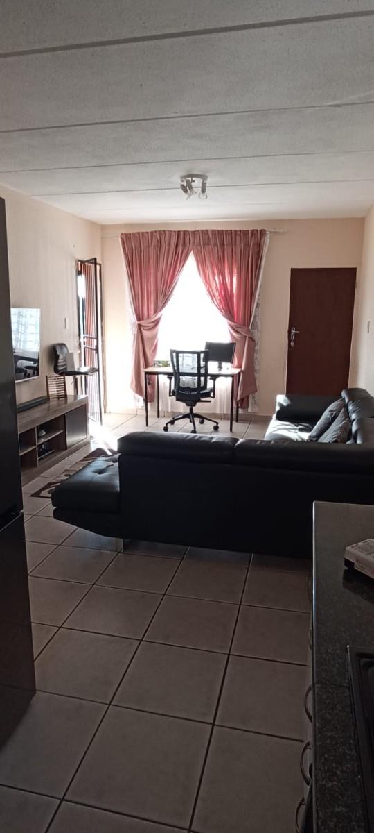 House For Sale in Rembrandt Park, Johannesburg