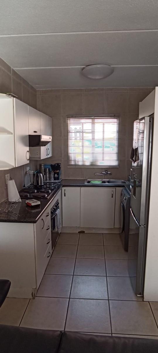 House For Sale in Rembrandt Park, Johannesburg
