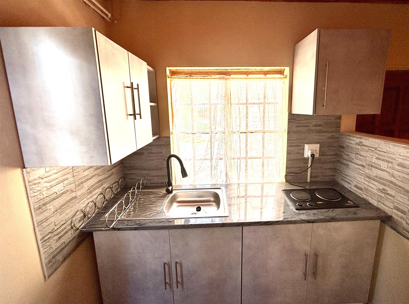 Dual Living for rent in Sasolburg Ext 1, Sasolburg