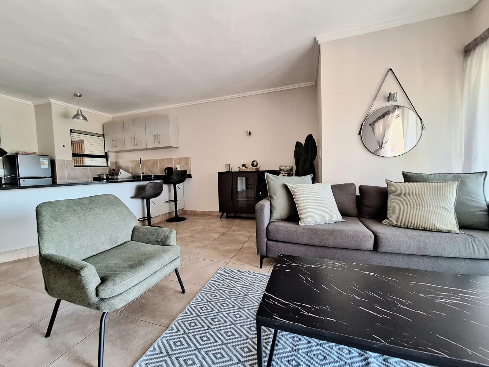 Lock up and go 2 bedroom ground apartment for sale in Palm Lakes