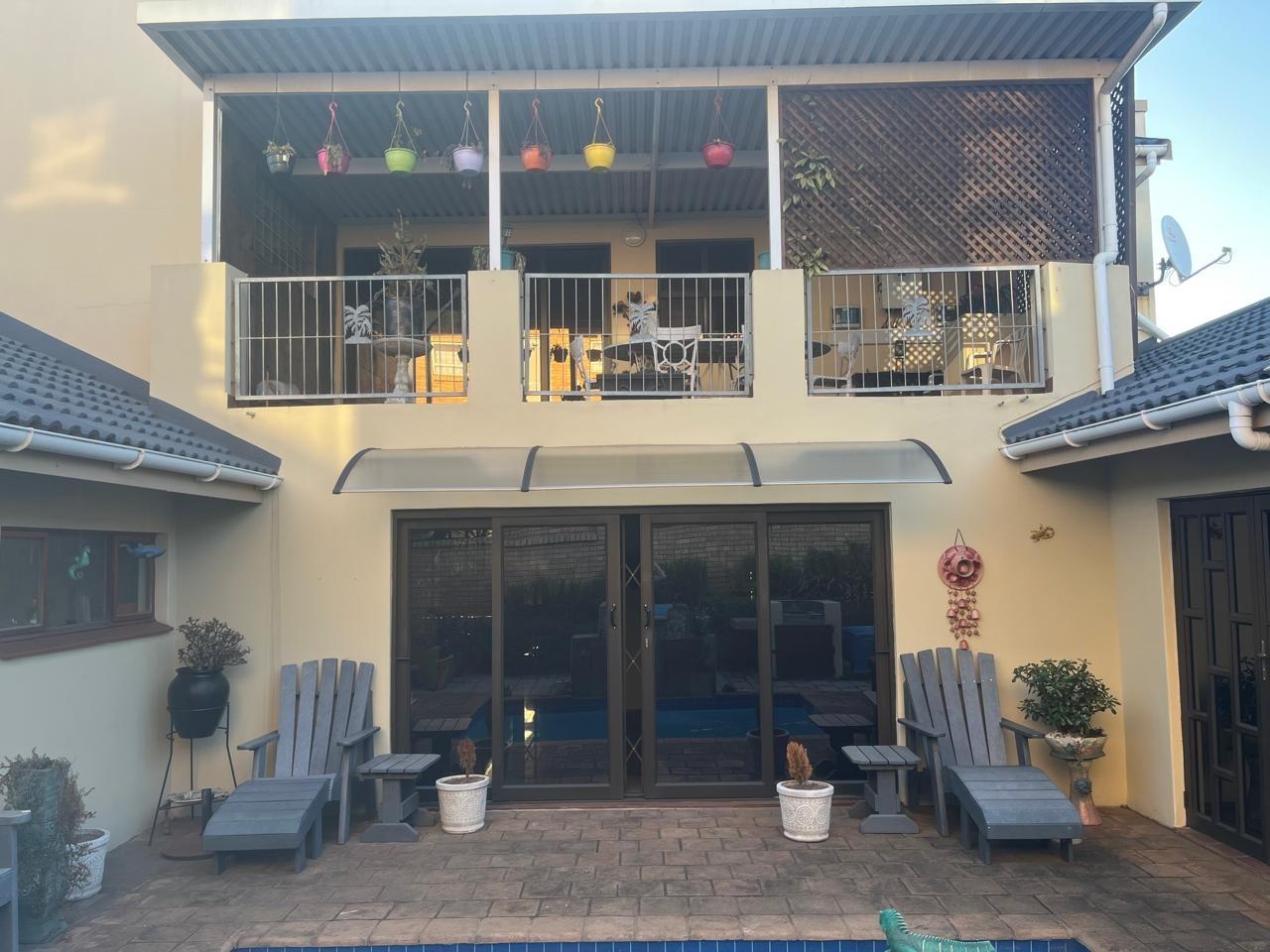 Townhouse For Sale in Panorama Park, Kingsburgh, KwaZulu Natal