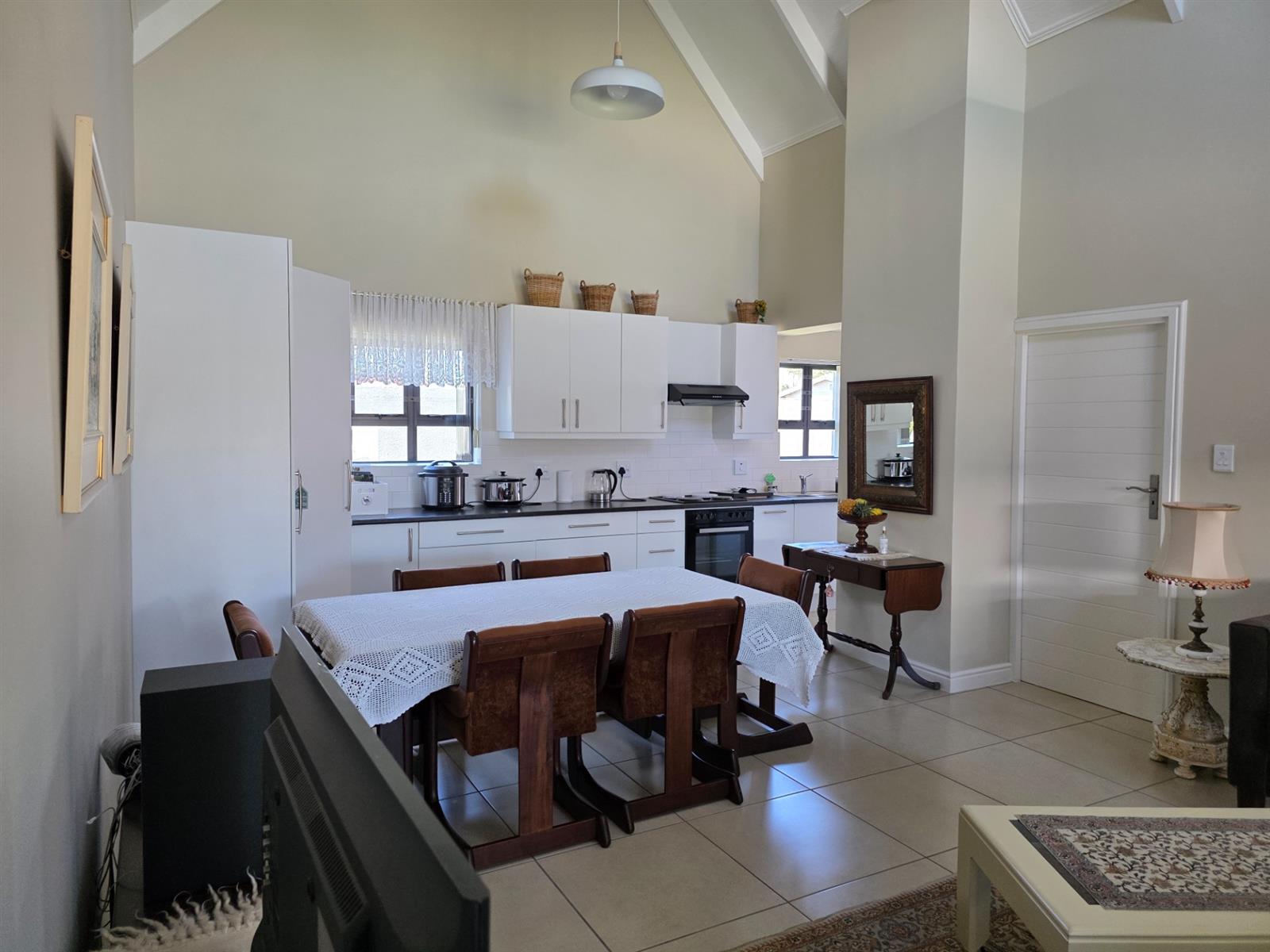 House For Sale in Karookraal Estate, Hartenbos Central