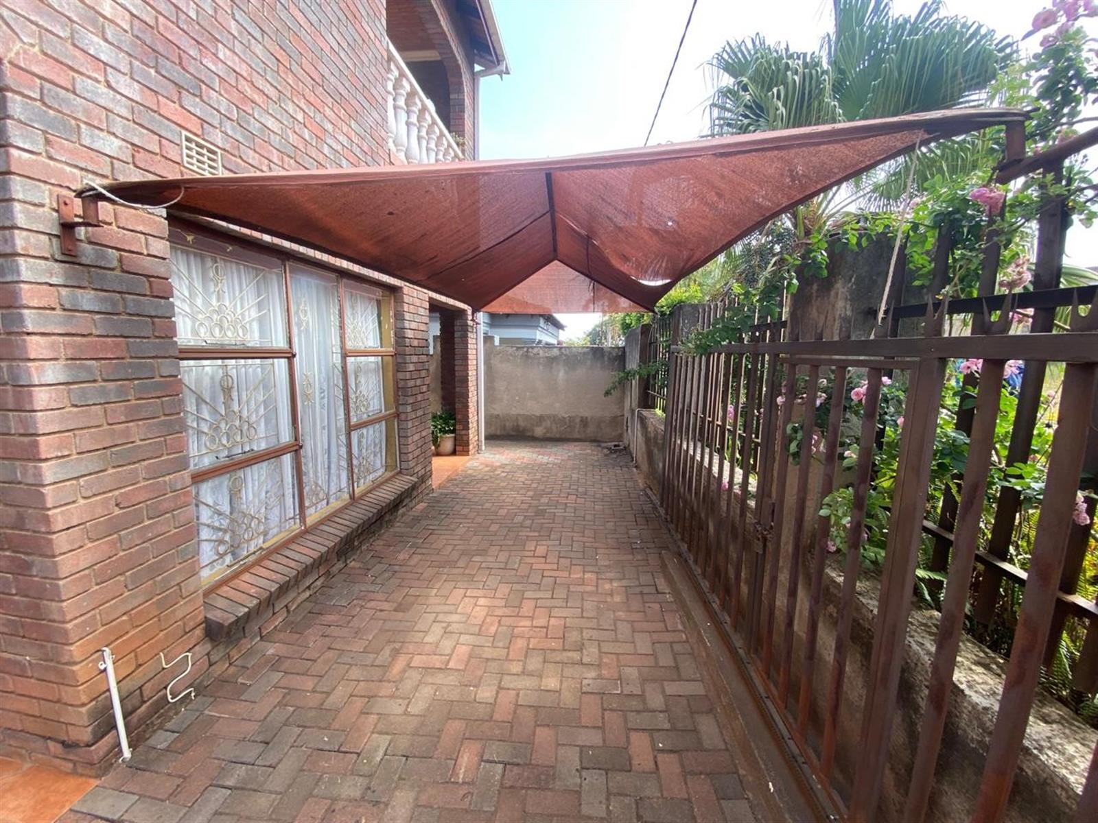 ✨ Spacious Family Home in Hillsview, White River ✨