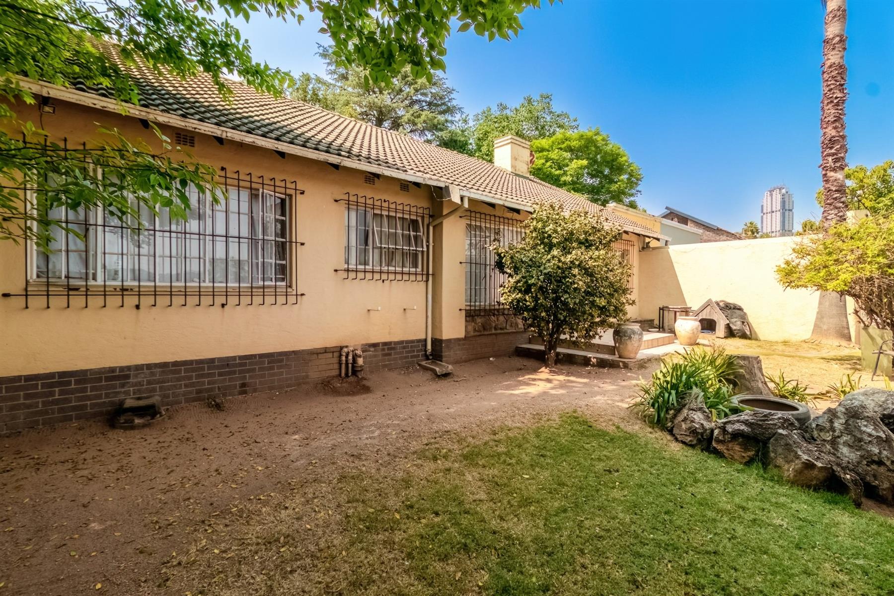 House For Sale in Parkmore, Sandton