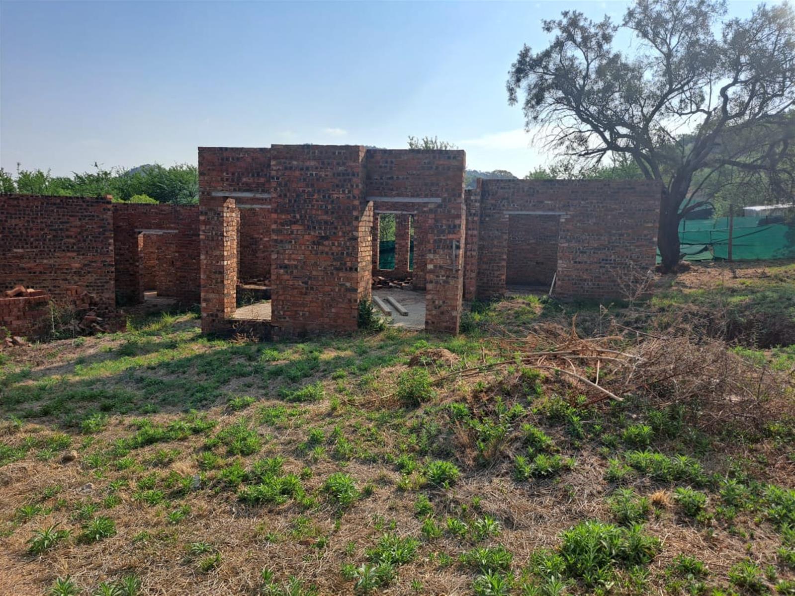 Half Built House For Sale in Estate D' Afrique, Hartbeespoort, North West