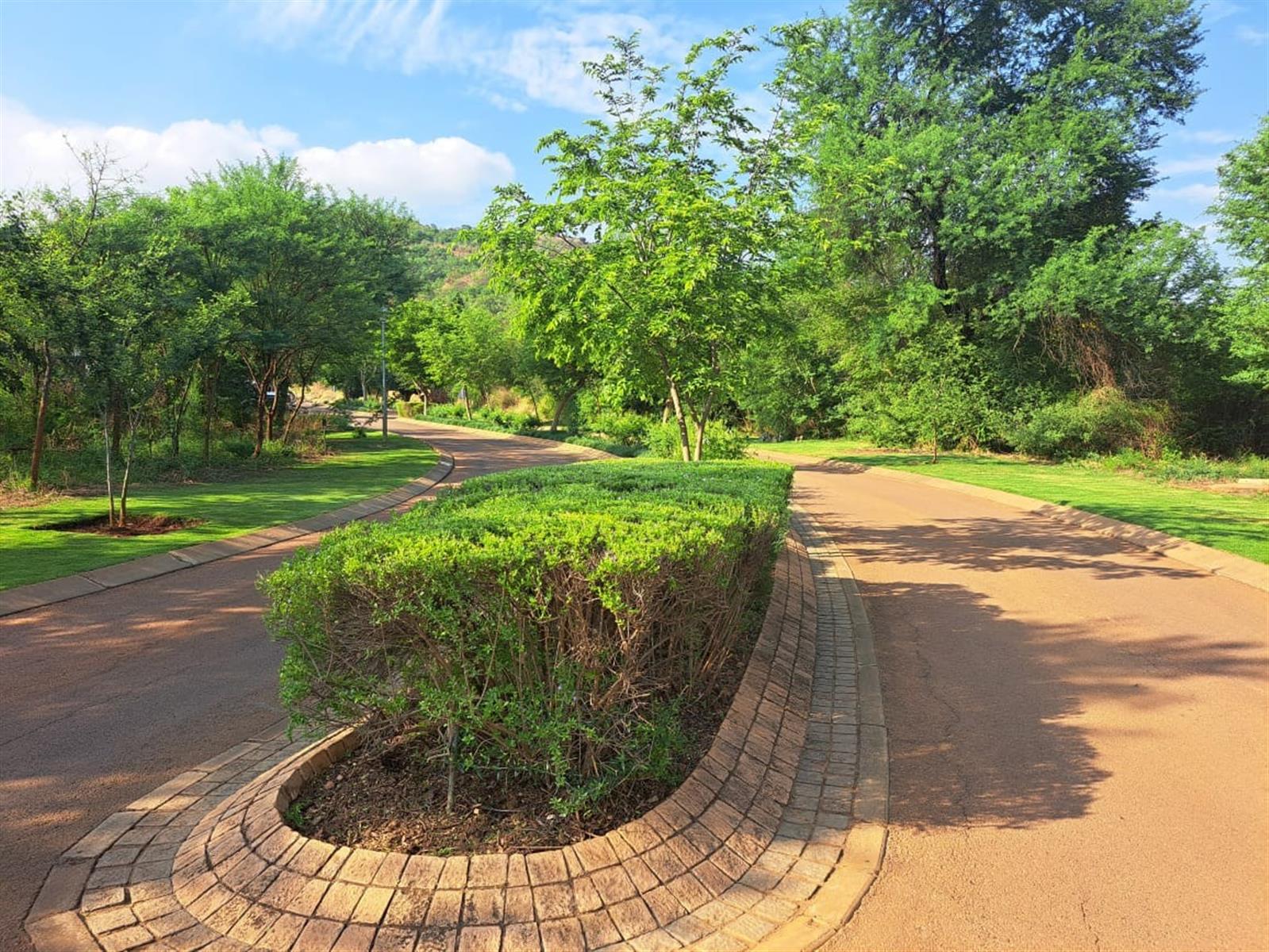 Half Built House For Sale in Estate D' Afrique, Hartbeespoort, North West