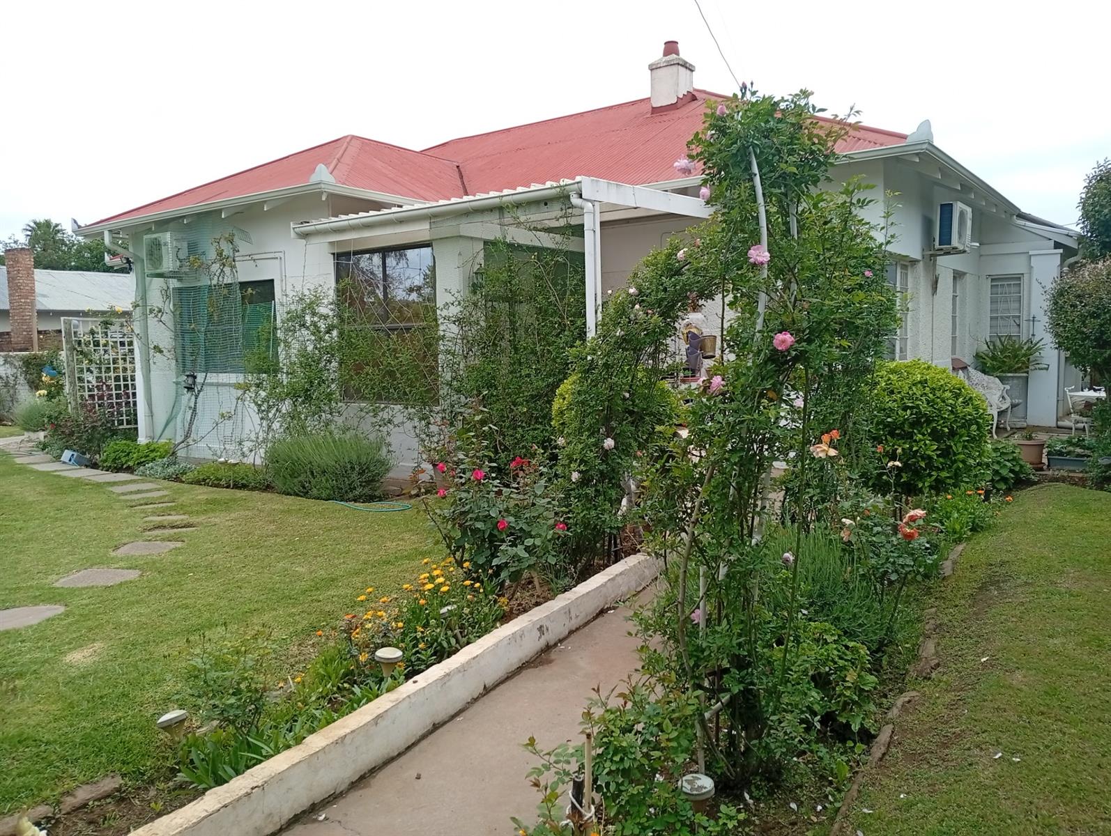 House For Sale in Queenstown Central, Queenstown