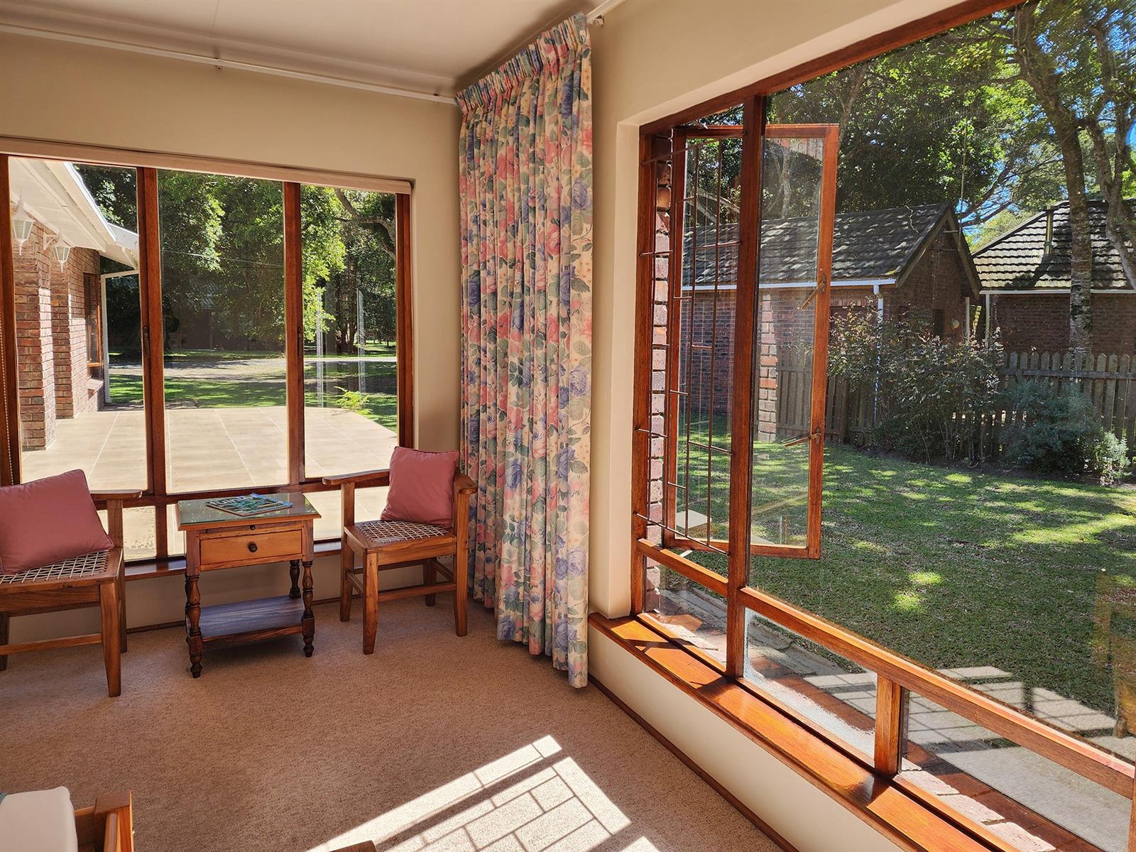 Remarkable House in Brenton on Lake, Knysna