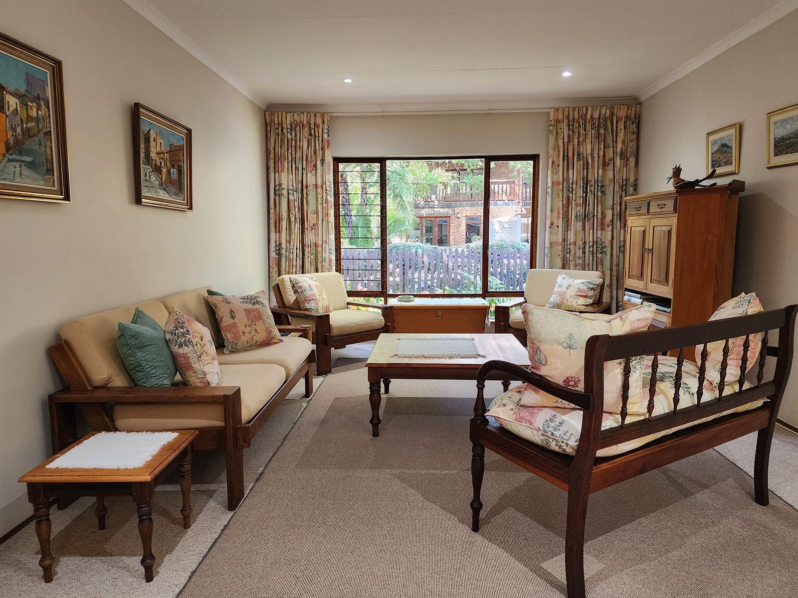 Remarkable House in Brenton on Lake, Knysna