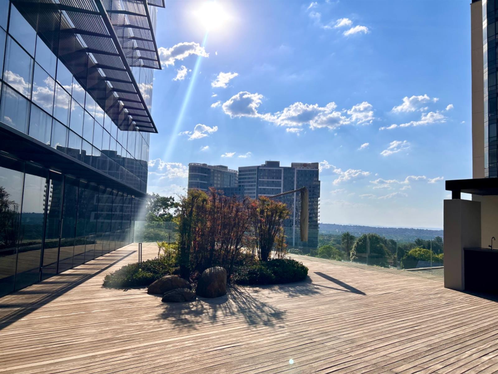 Office Space In Ultra Modern Green Building To Let