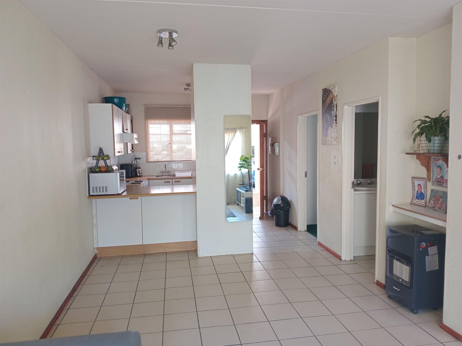 Apartment For Sale in Rembrandt Park, Johannesburg