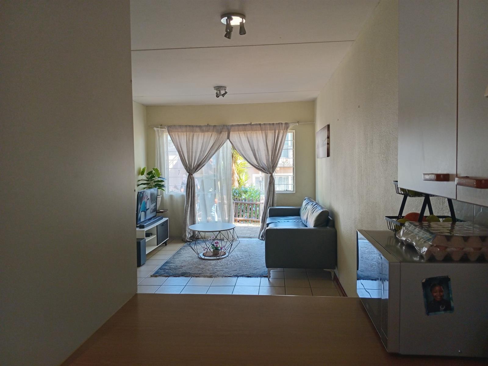 Apartment For Sale in Rembrandt Park, Johannesburg