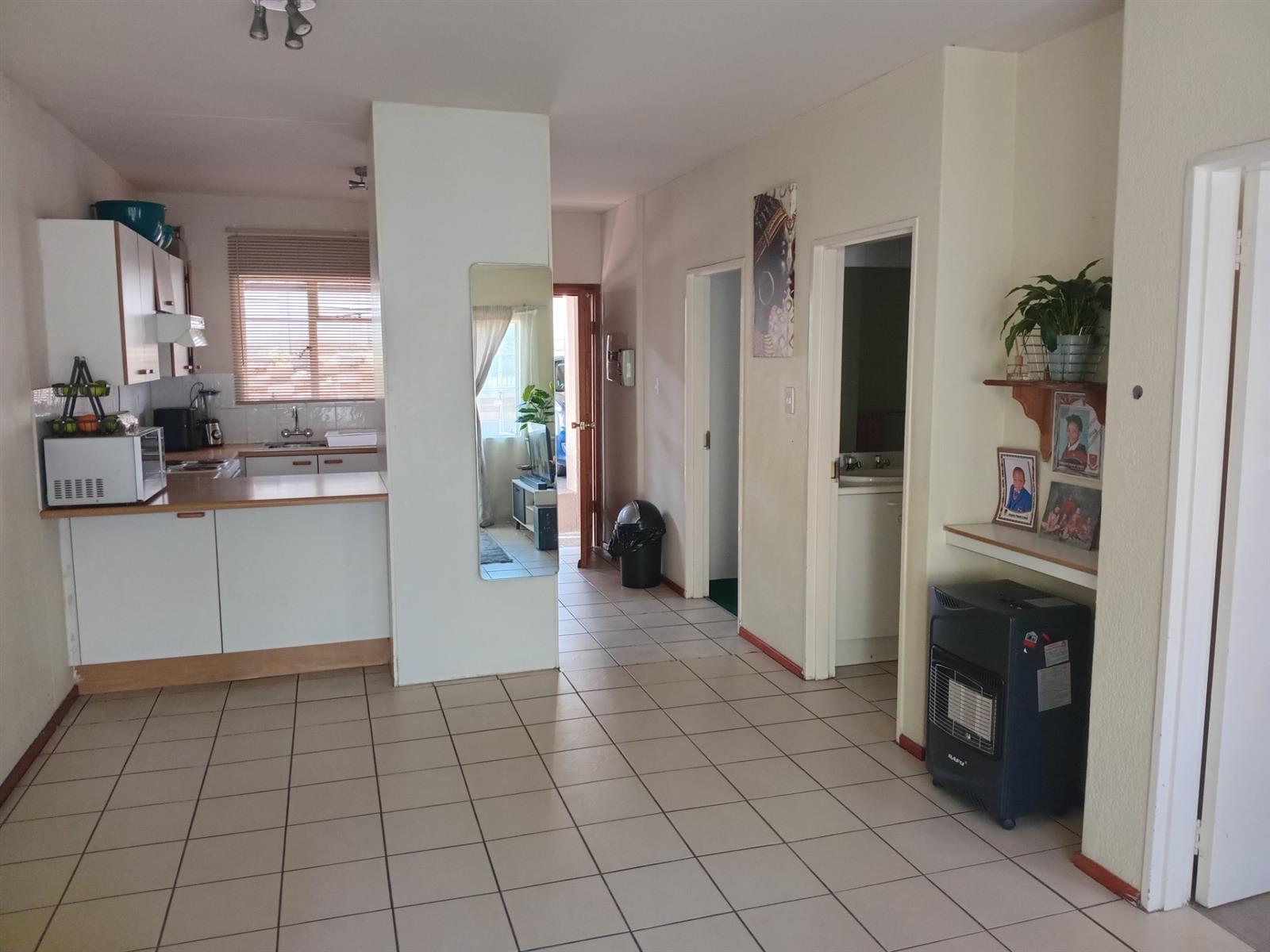 Apartment For Sale in Rembrandt Park, Johannesburg