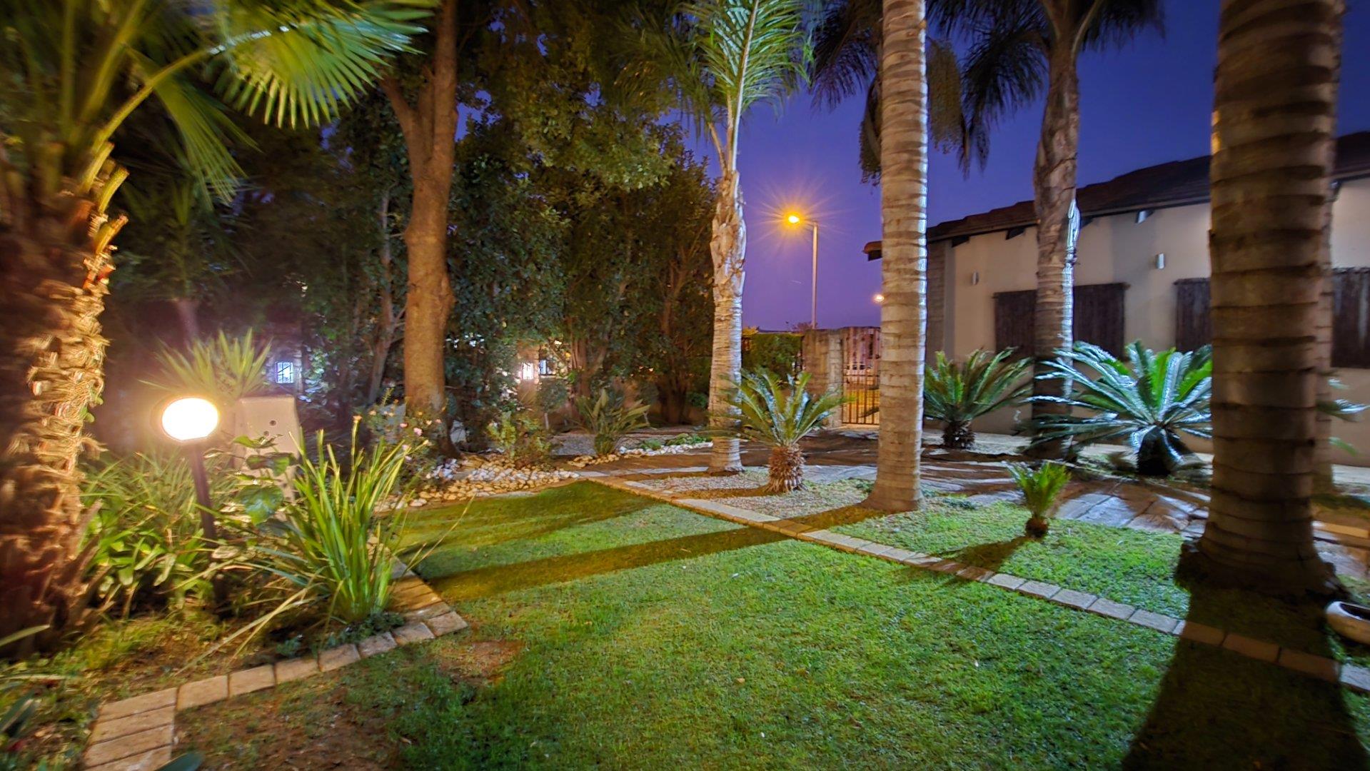 House for sale in Silver Lakes, Pretoria, 308 m²