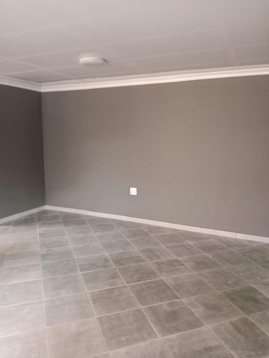 Apartment for rent in Rustenburg Central, Rustenburg, North West, 9 Postma Street 8 (0th floor), Postma Street 8, 68 Boom Street, Rustenburg Central, Rustenburg, North West