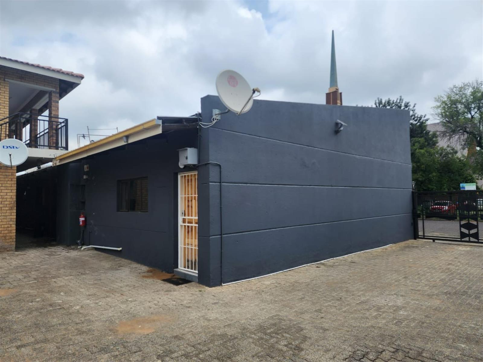 Apartment for rent in Rustenburg Central, Rustenburg, North West, 9 Postma Street 8 (0th floor), Postma Street 8, 68 Boom Street, Rustenburg Central, Rustenburg, North West