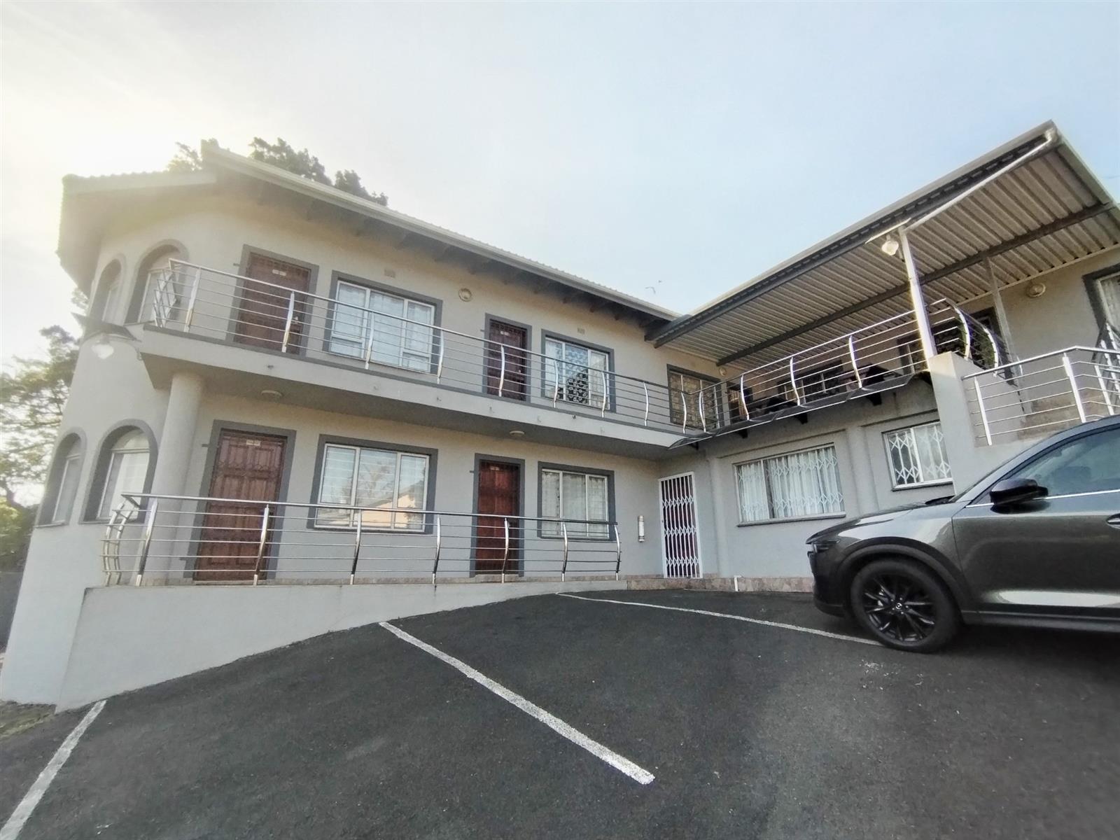 Guest House For Sale in Empangeni Central, Empangeni, KwaZulu Natal