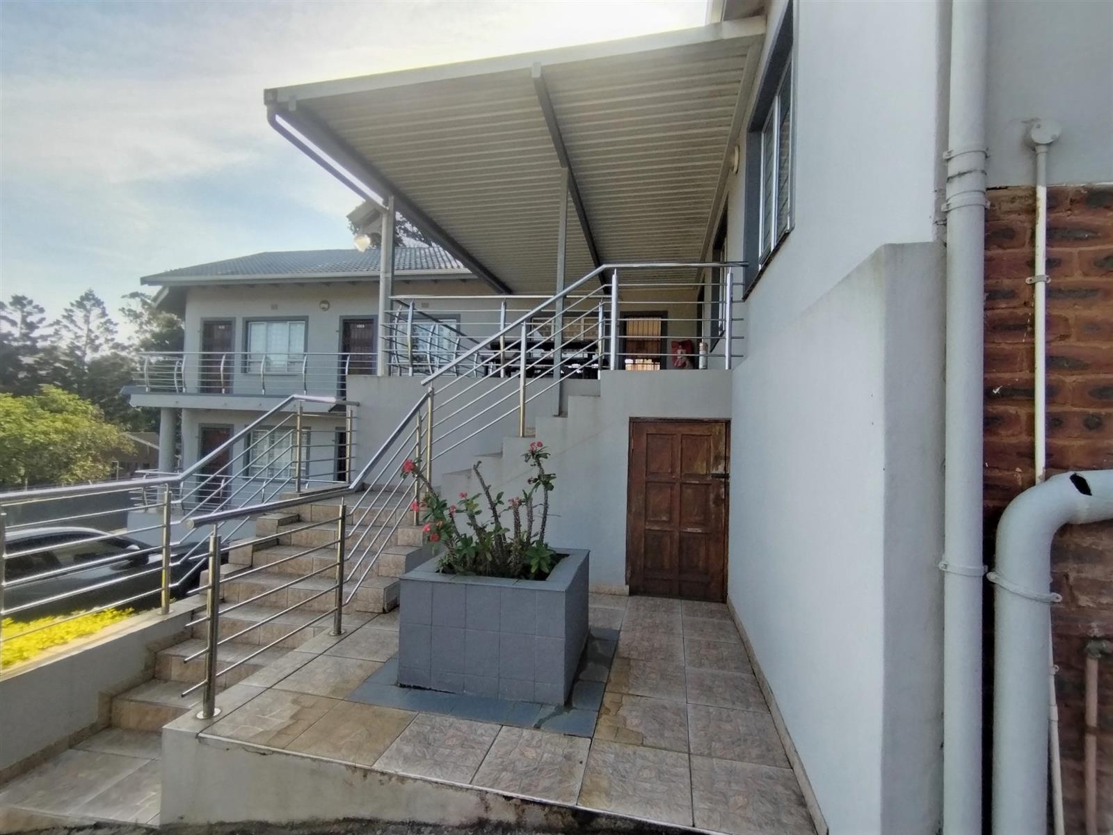 Guest House For Sale in Empangeni Central, Empangeni, KwaZulu Natal