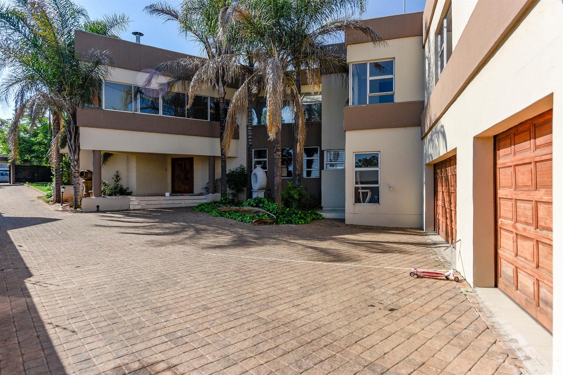 House For Sale in SW 5, Vanderbijlpark SW