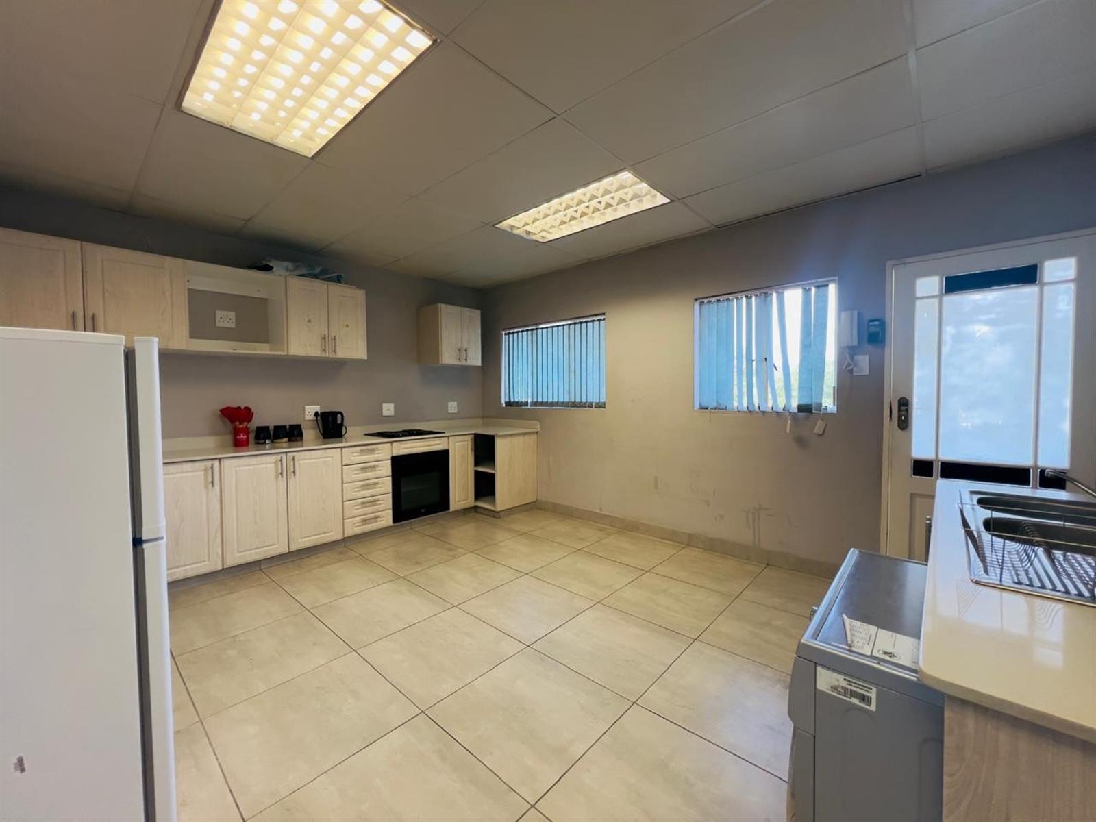A spacious retreat in the heart of convenience -live ,work and thrive here Chasedene PMB