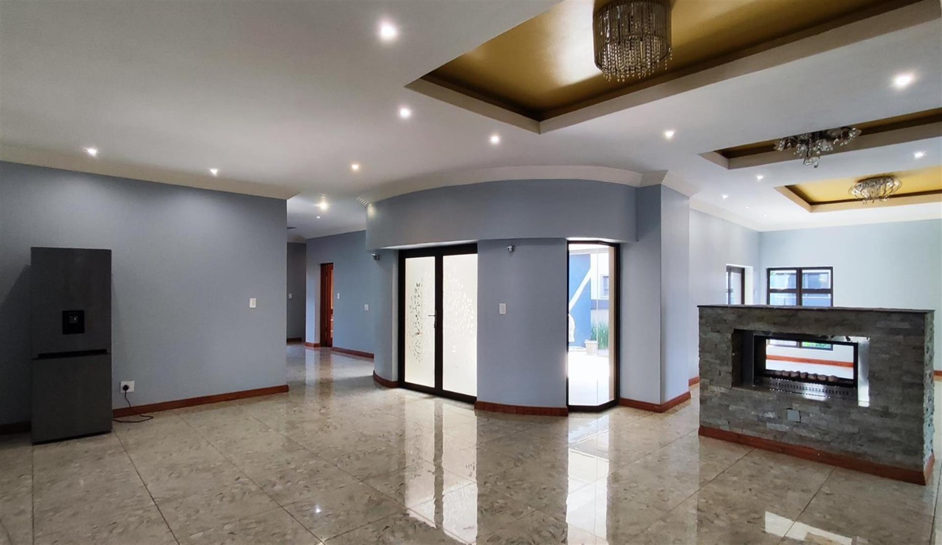 Apartment For Sale in Helderwyk, Brakpan