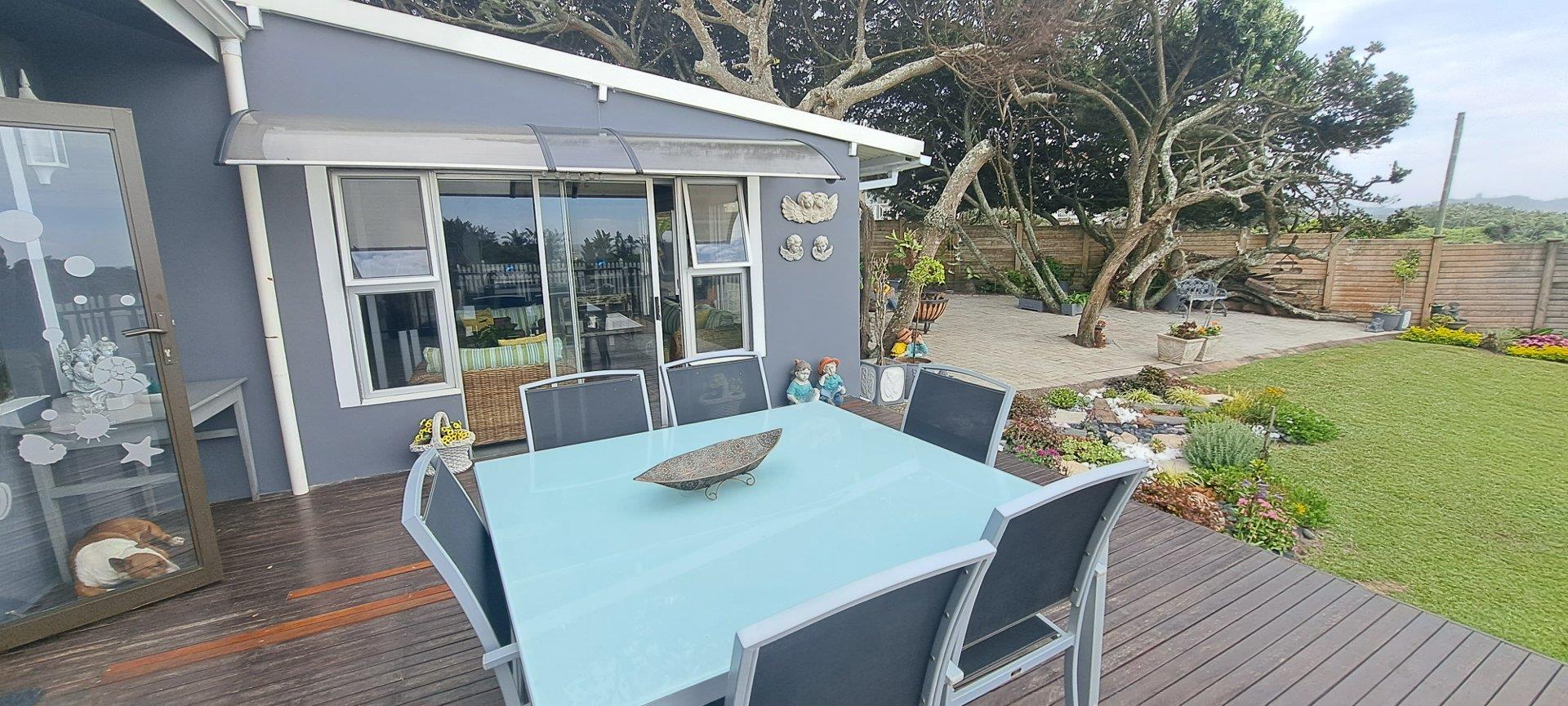 Luxury Beachfront house For Sale in Palm Beach, Port Edward, KwaZulu Natal
