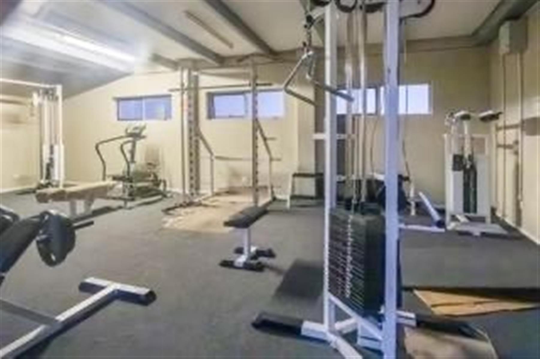Apartment For Sale in Goodwood Estate, Goodwood