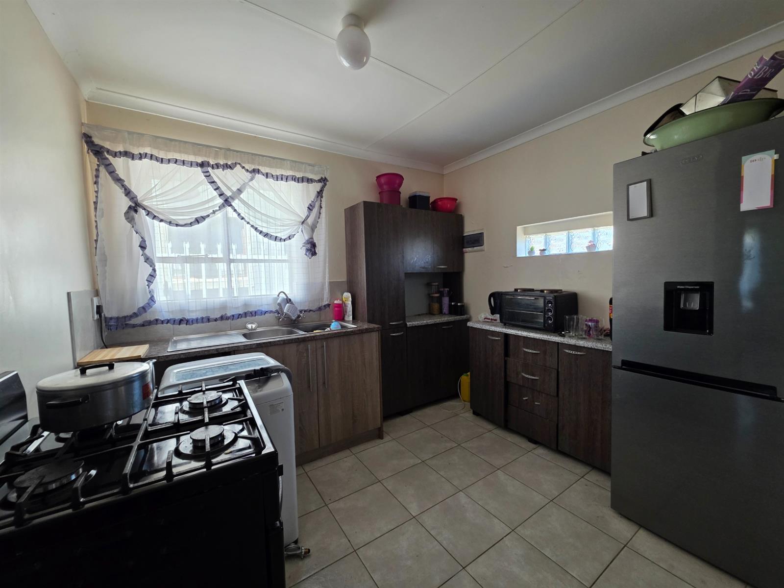 Semi-Attached Two Bedroom House for sale in Mandela View