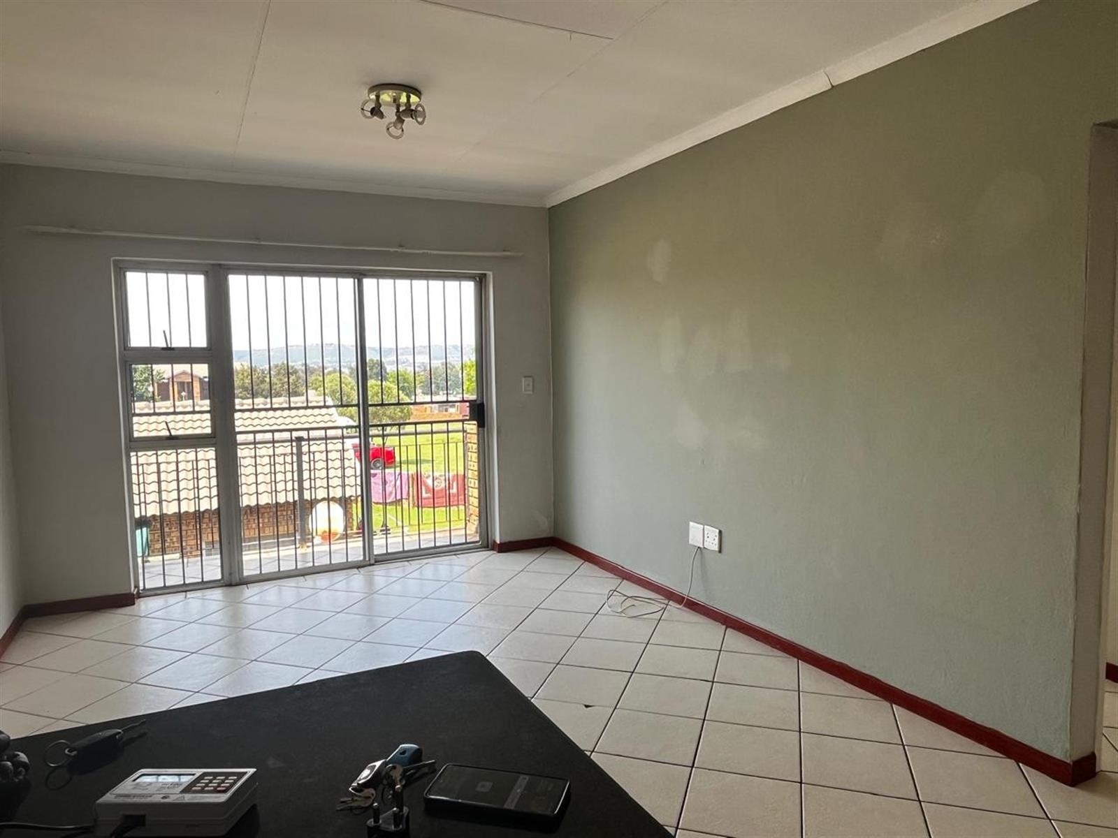 Townhouse For Sale in Honeypark, Roodepoort