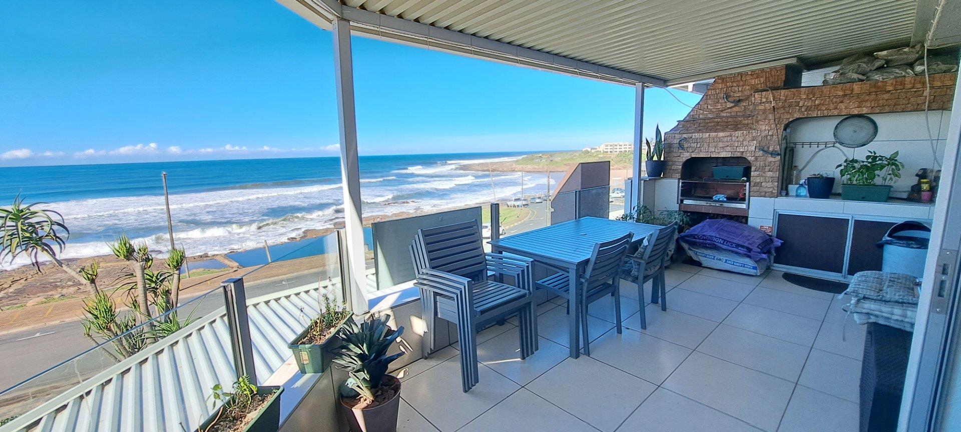 Luxury 3 bedroom Apartment For Sale in Uvongo Beach, Margate, KwaZulu Natal